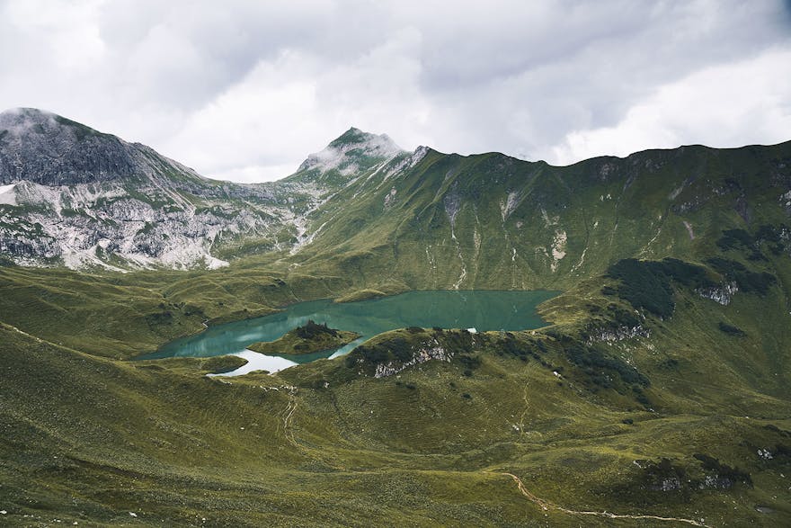 Lake Schrecksee hike, view towards Rauhhorn